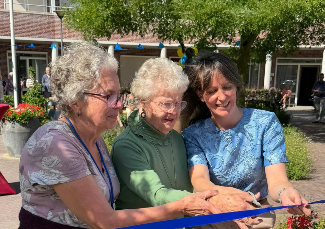 Openen Beleeftuin in Arkel